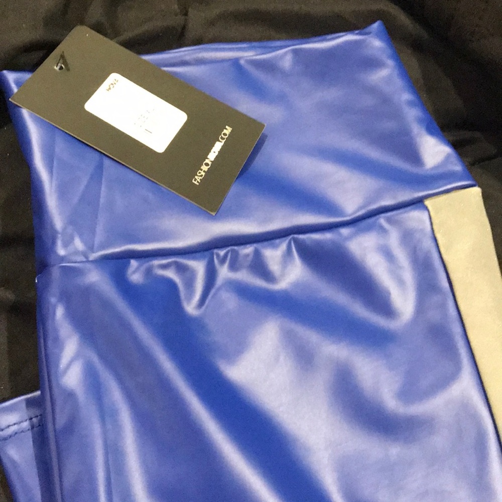 Pants - Picture 2 of 4